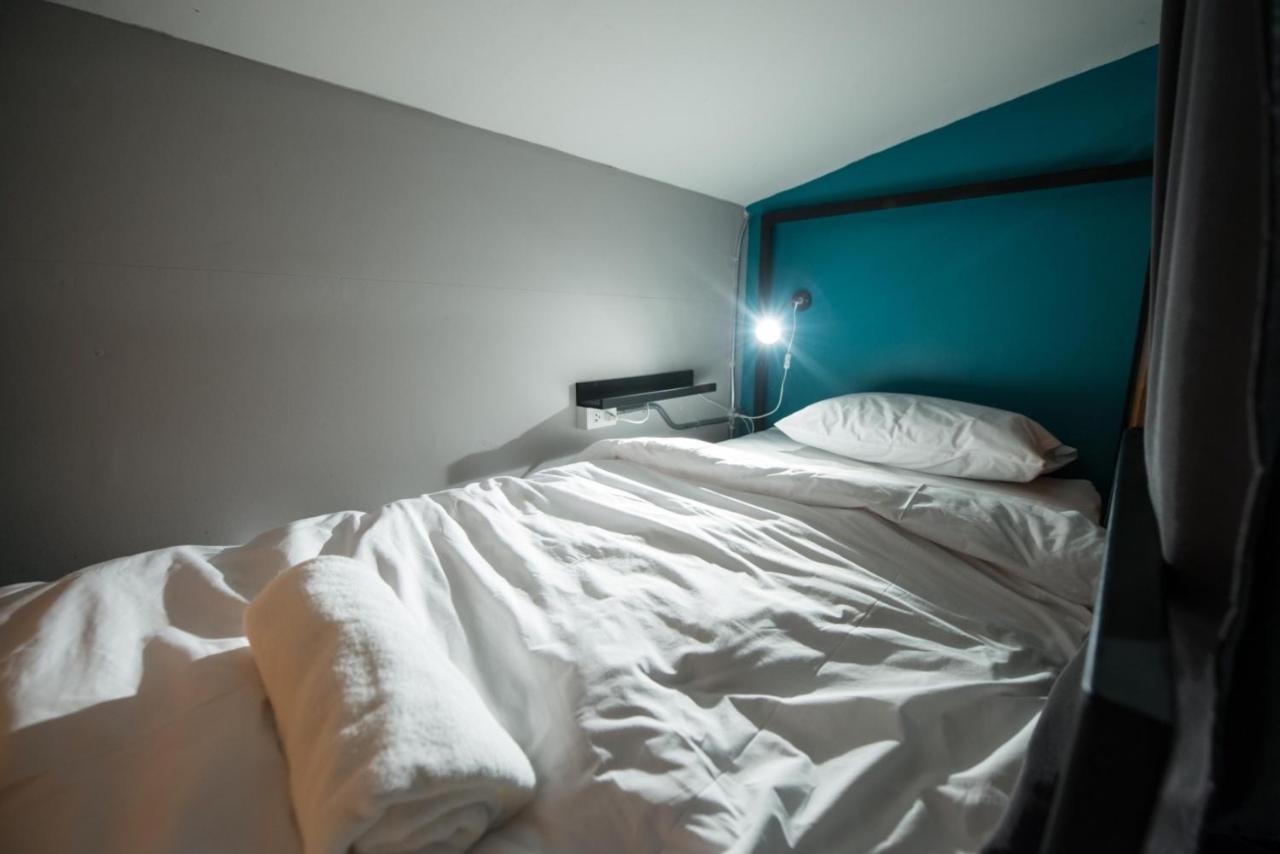 4Share Hostel (Adults Only) Bangkok Zewnętrze zdjęcie