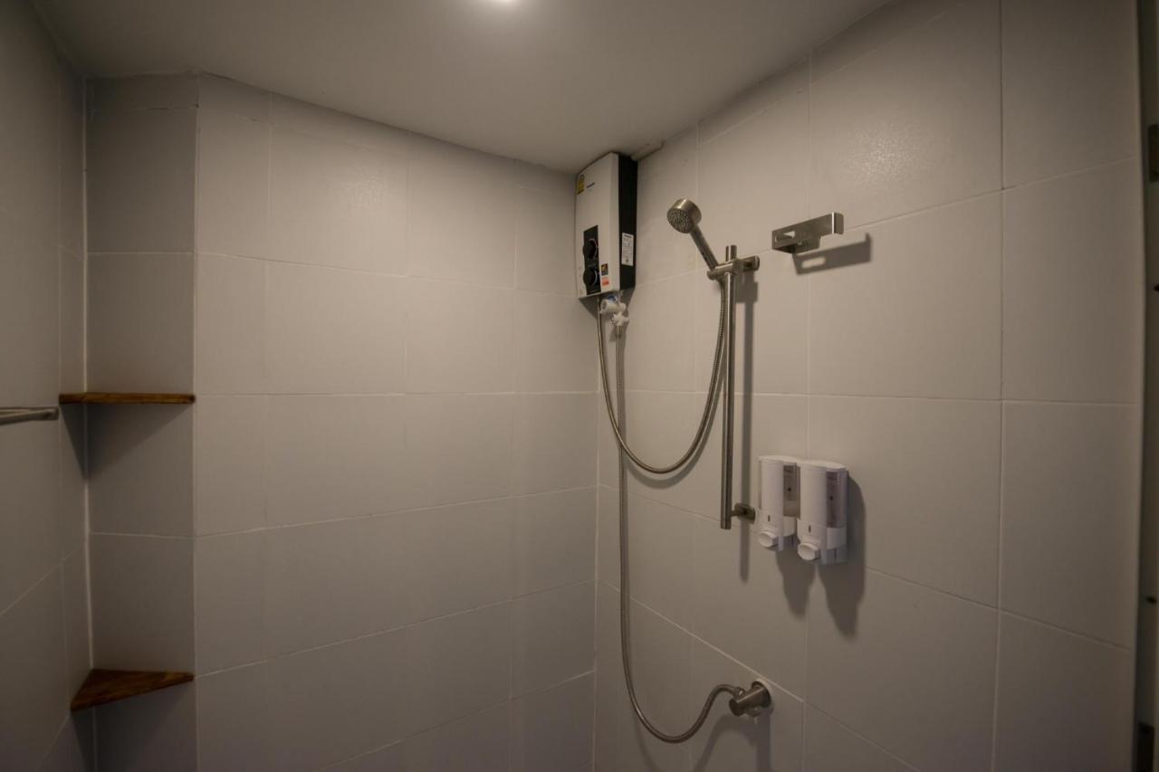 4Share Hostel (Adults Only) Bangkok Zewnętrze zdjęcie