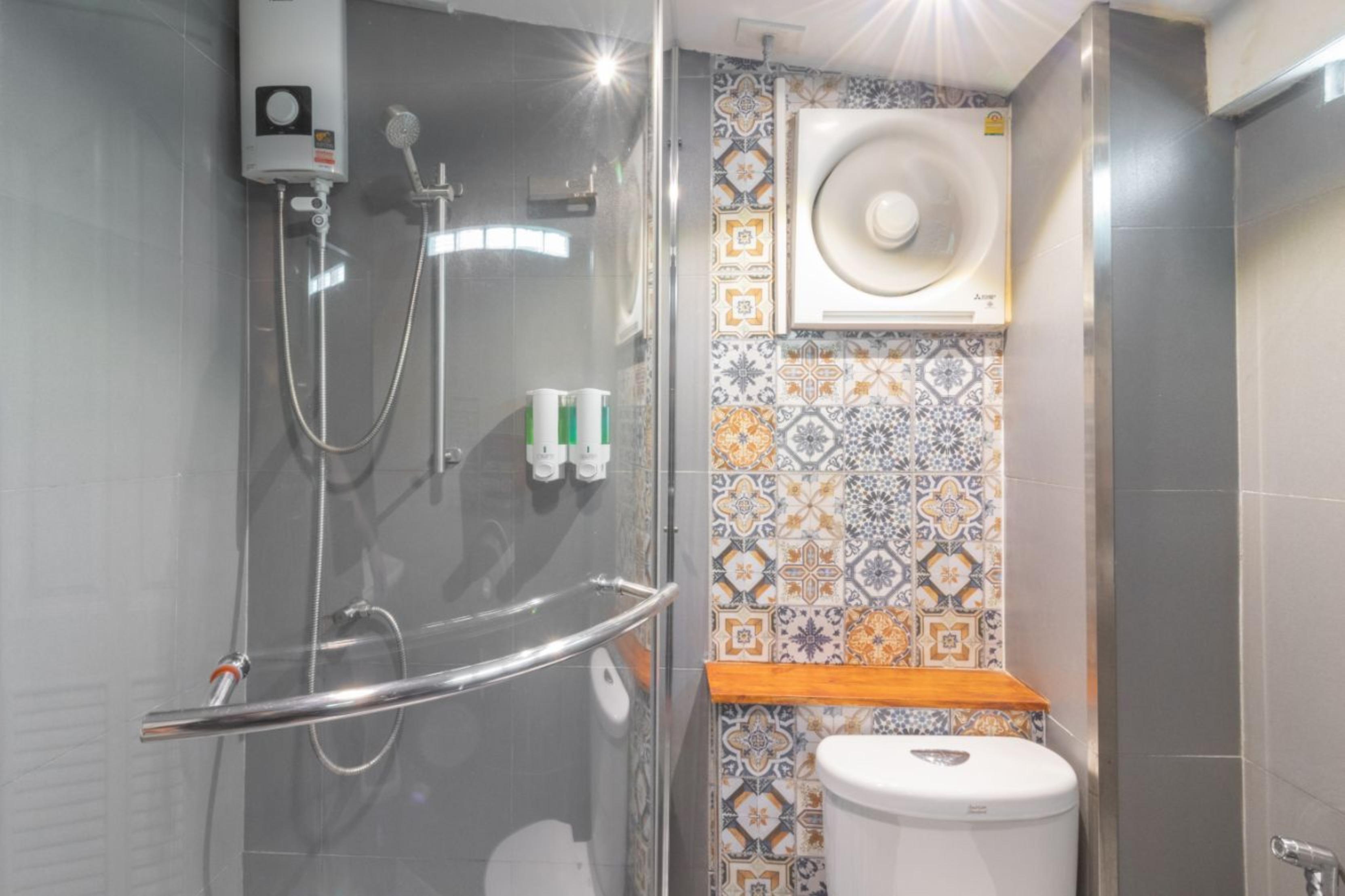 4Share Hostel (Adults Only) Bangkok Zewnętrze zdjęcie